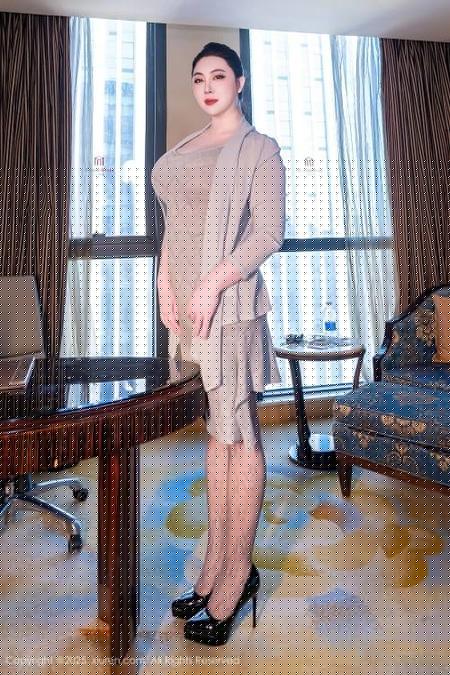[Xiuren秀人网]2025.03.03 NO.9955 风景尤美[96+1P/958MB]
